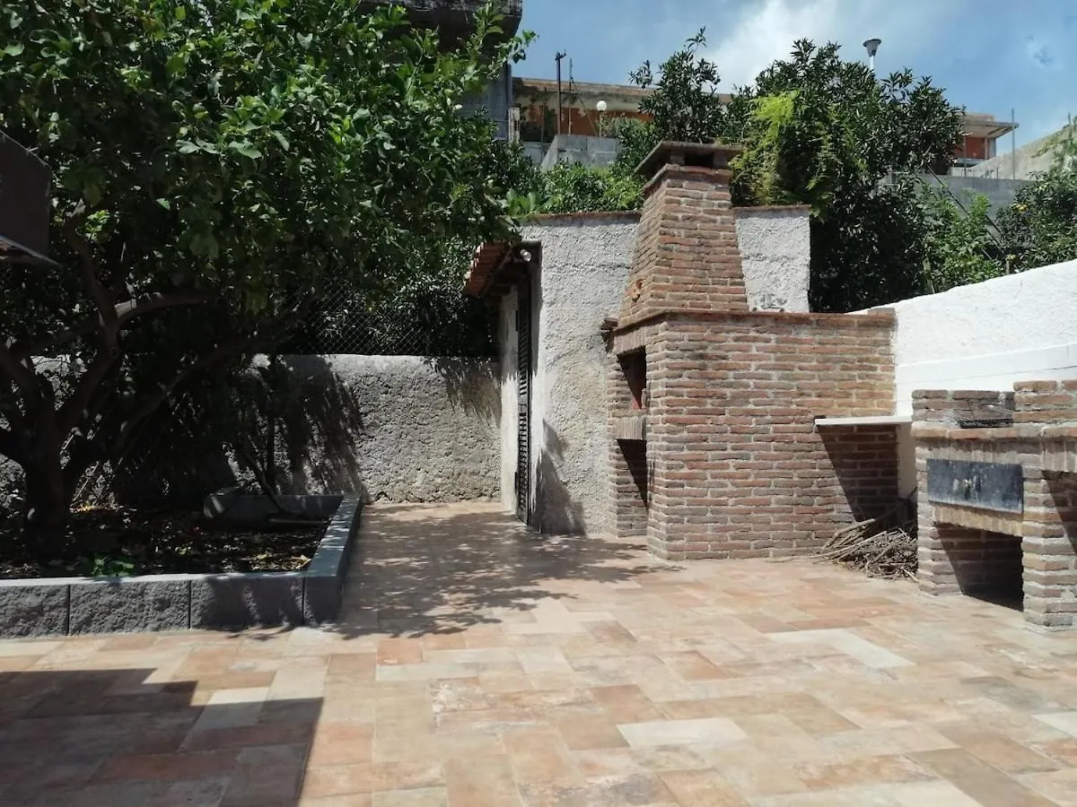 Typical House In A Sicilian Village San Leonardello Itálie